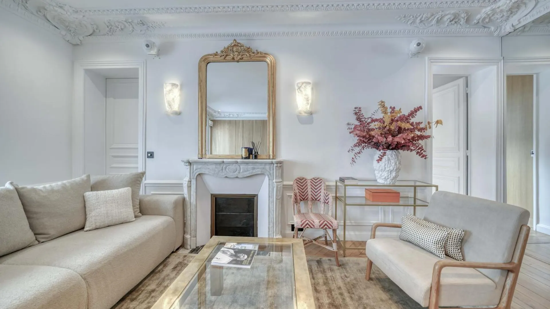 Apartment Montaigne Luxury *