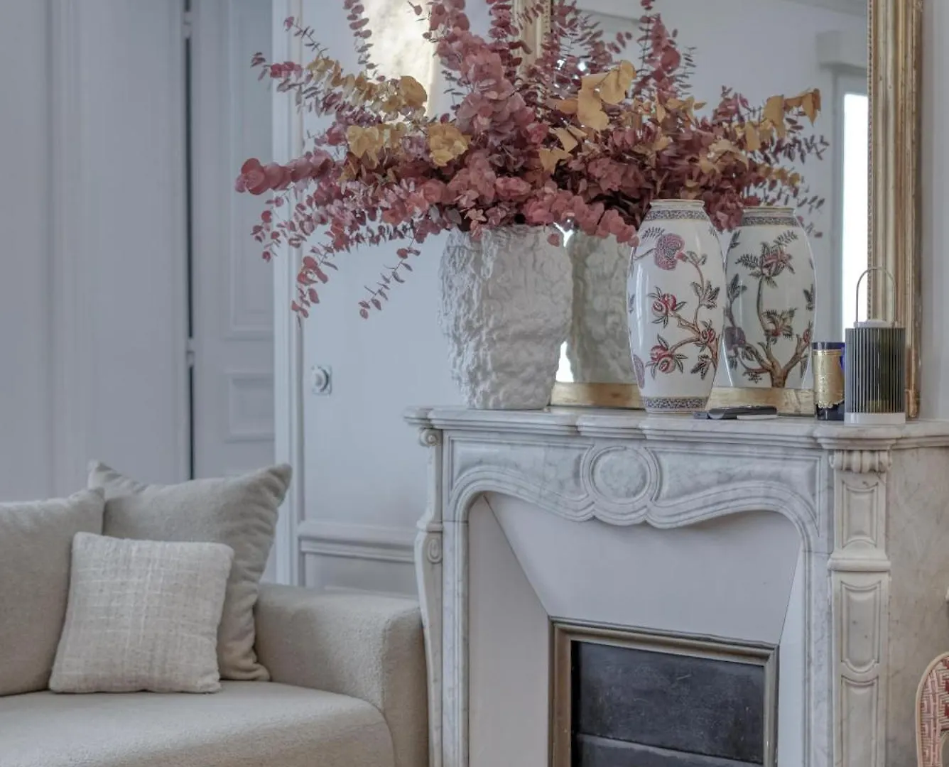 Montaigne Luxury Lägenhet *